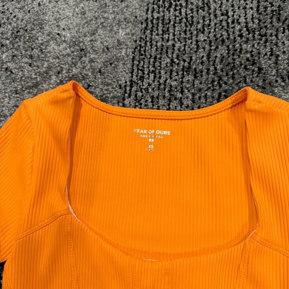 set - Picture 4 of 4